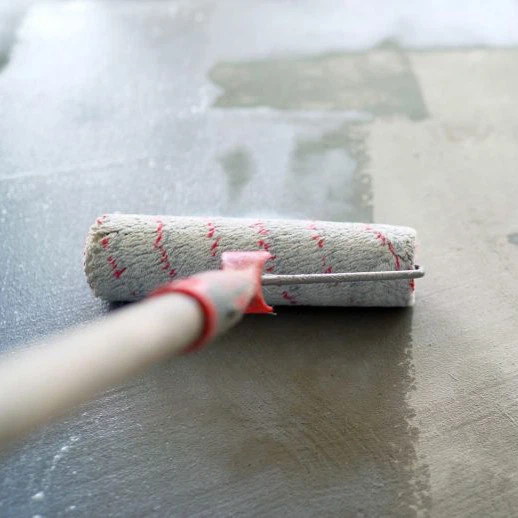 Cat kalis air dalaman